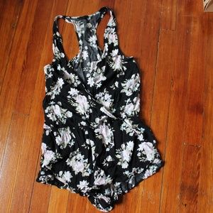 Forever 21 Black Ruffle Floral Romper